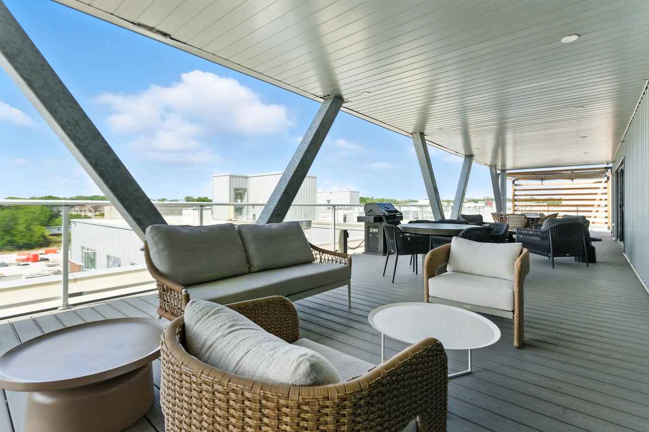 Gardenia - Photo 4 of 17