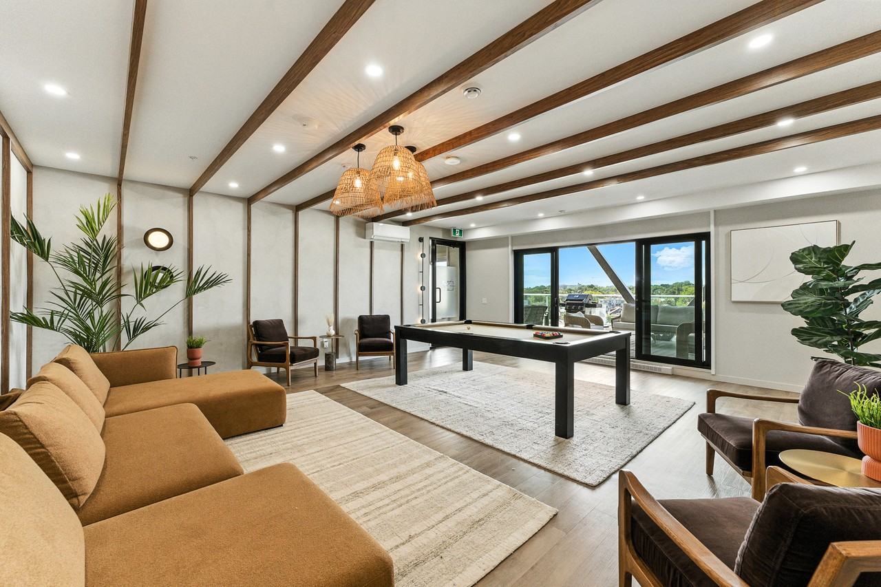 Gardenia - Photo 6 of 17