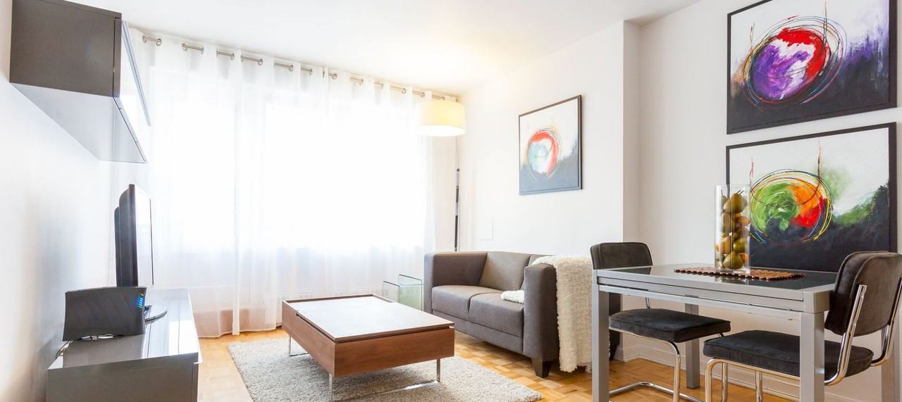 LUNA - Photo 5 of 43