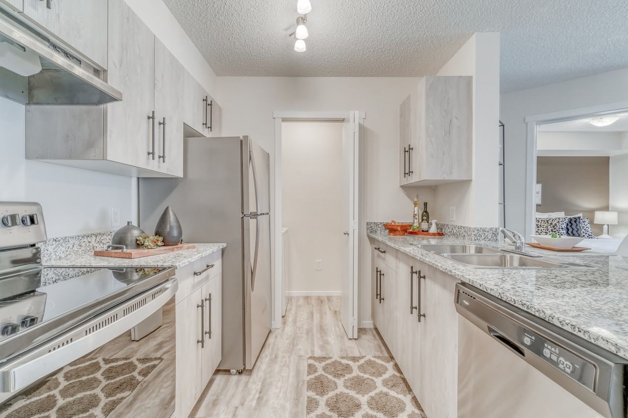 Riverview Pointe - Photo 6 of 44