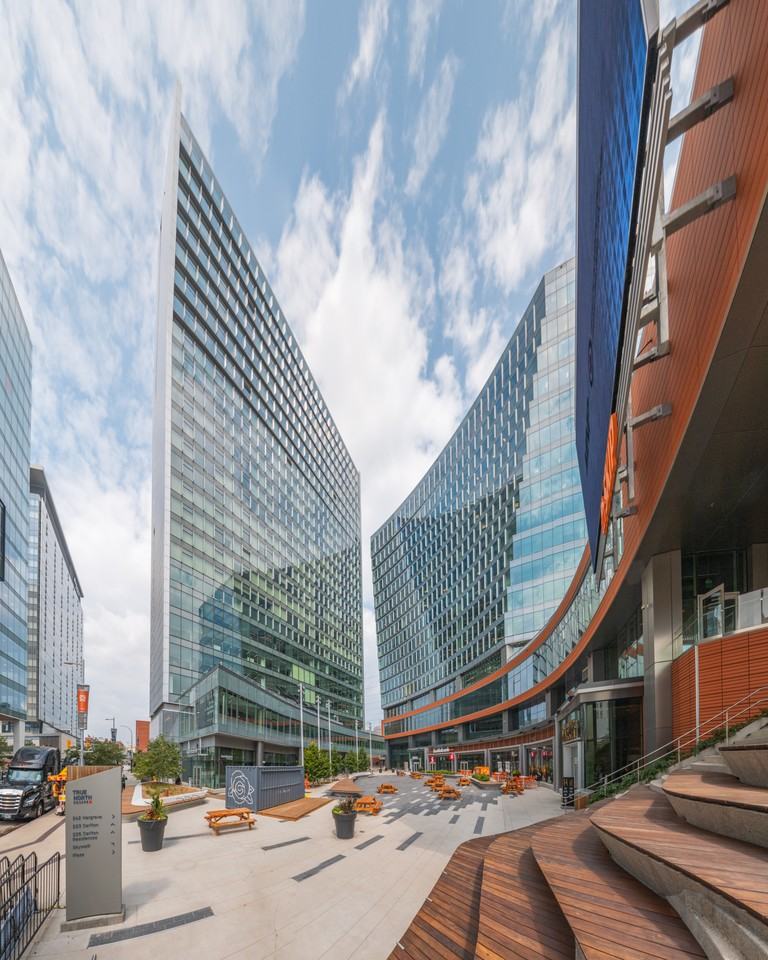 225 Carlton - Photo 2 of 22