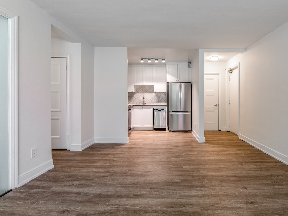 2402-2404-2406 & 3015-3017 Queen Street East - Photo 5 of 13