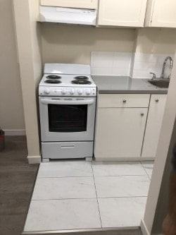 Bute Manor - Photo 7 of 27