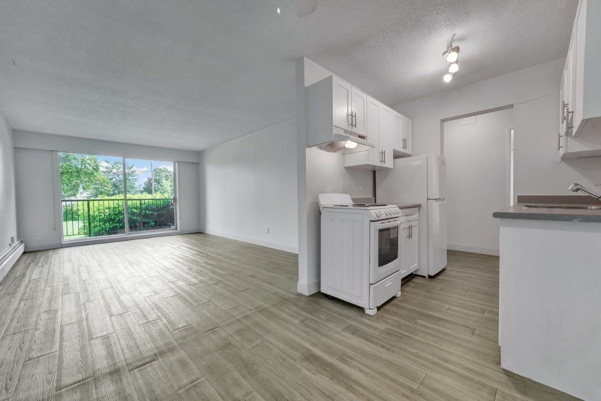 Grosvenor Square Apartments - Photo 5 of 16