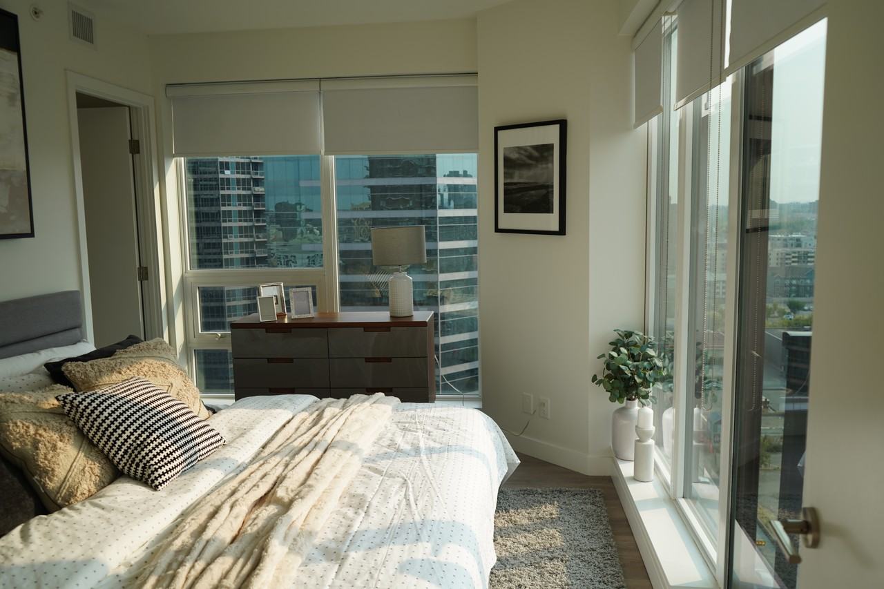 UPTEN Apartment - Photo 4 of 50