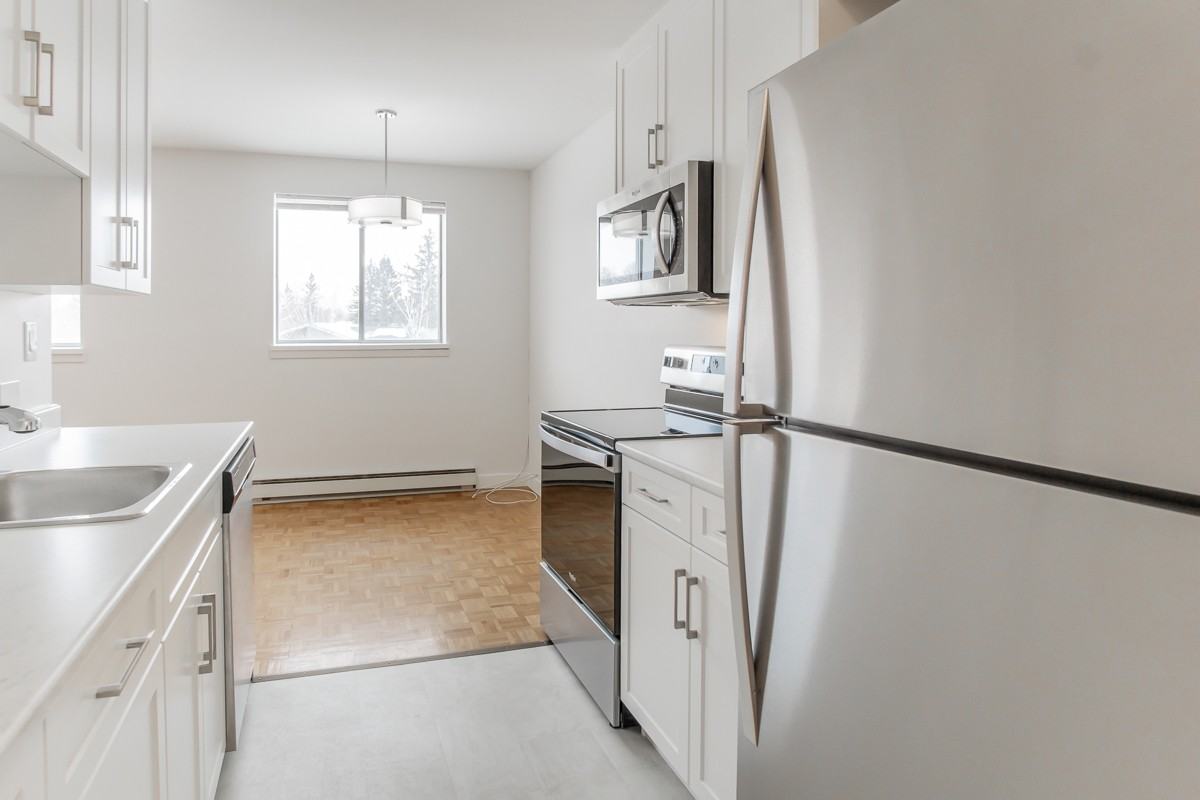 30 Alexander Avenue - Photo 5 of 15