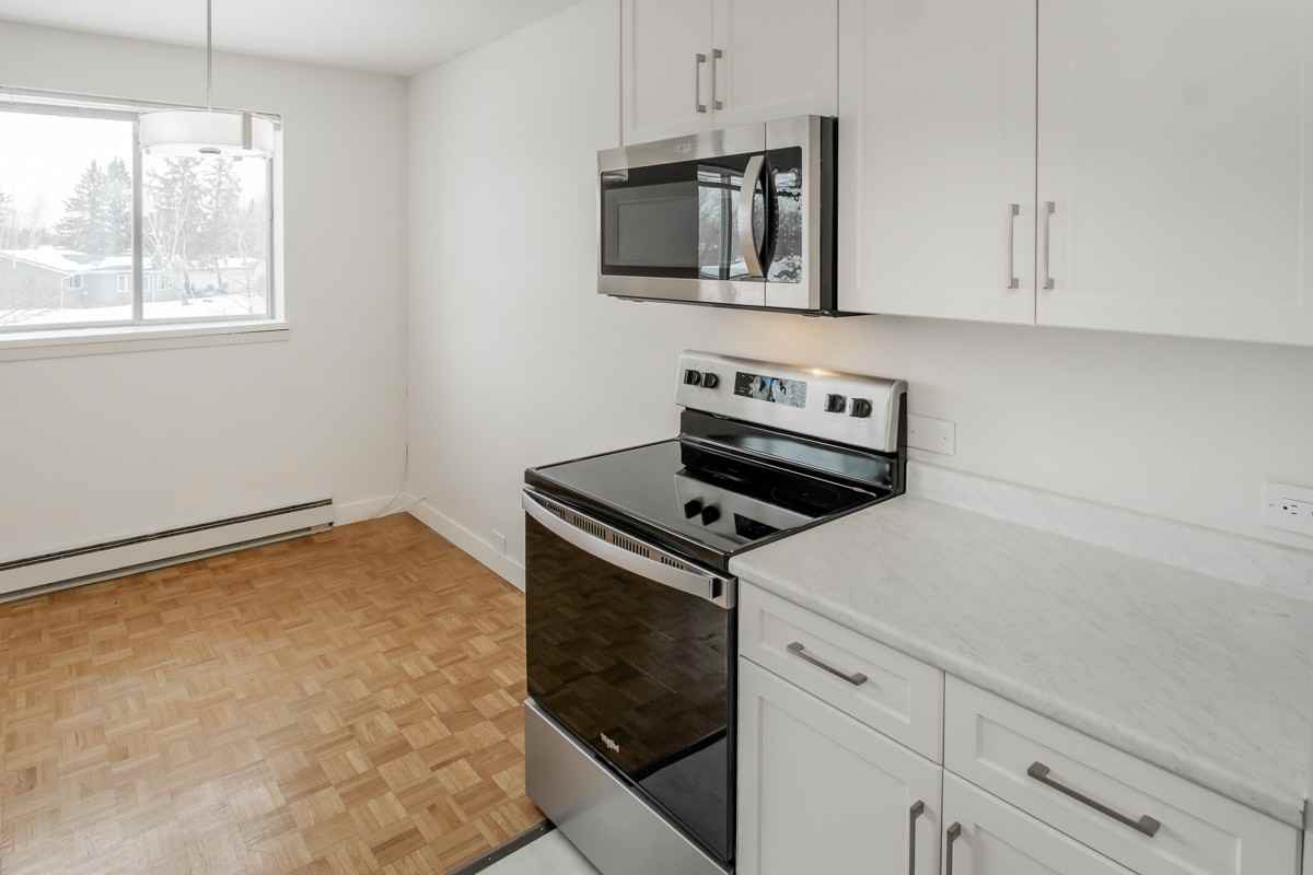 30 Alexander Avenue - Photo 2 of 15