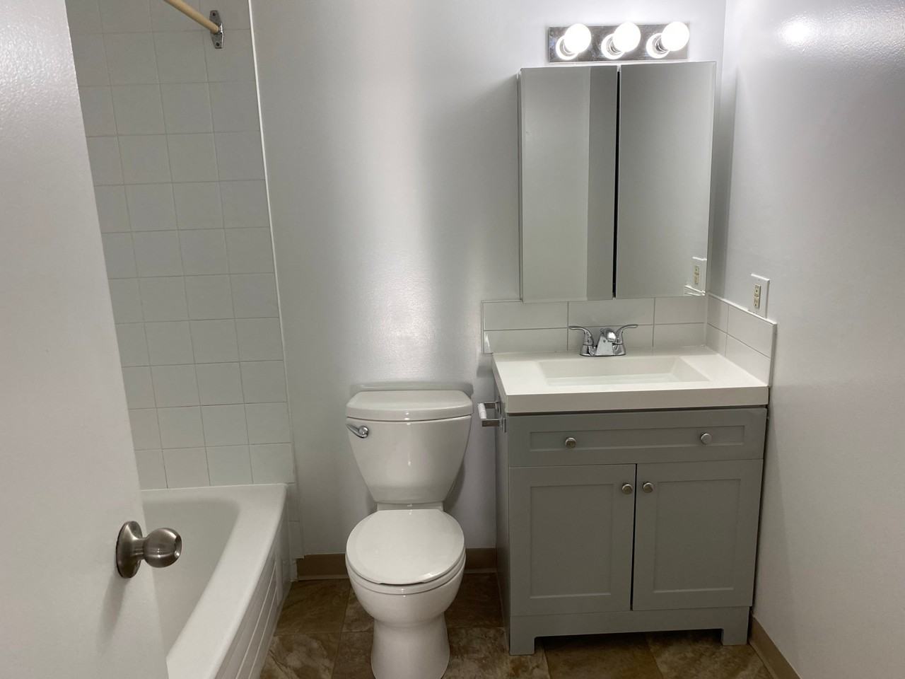 Bennett Manor - Photo 5 of 50