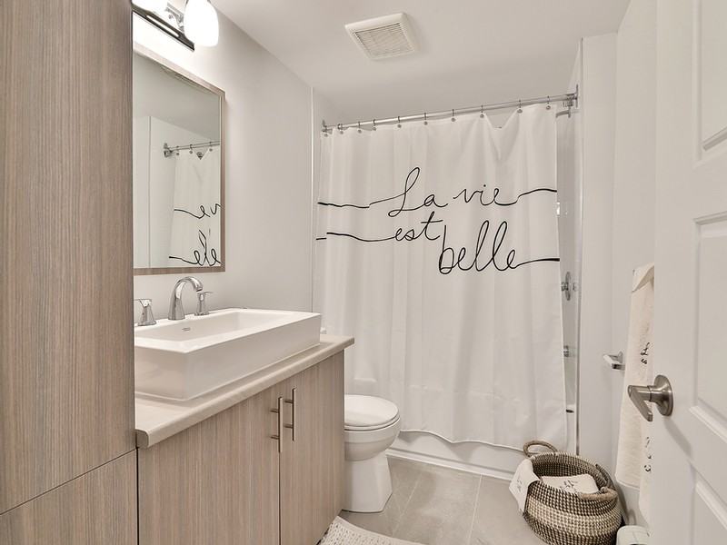 Place Riviera - Photo 6 of 11