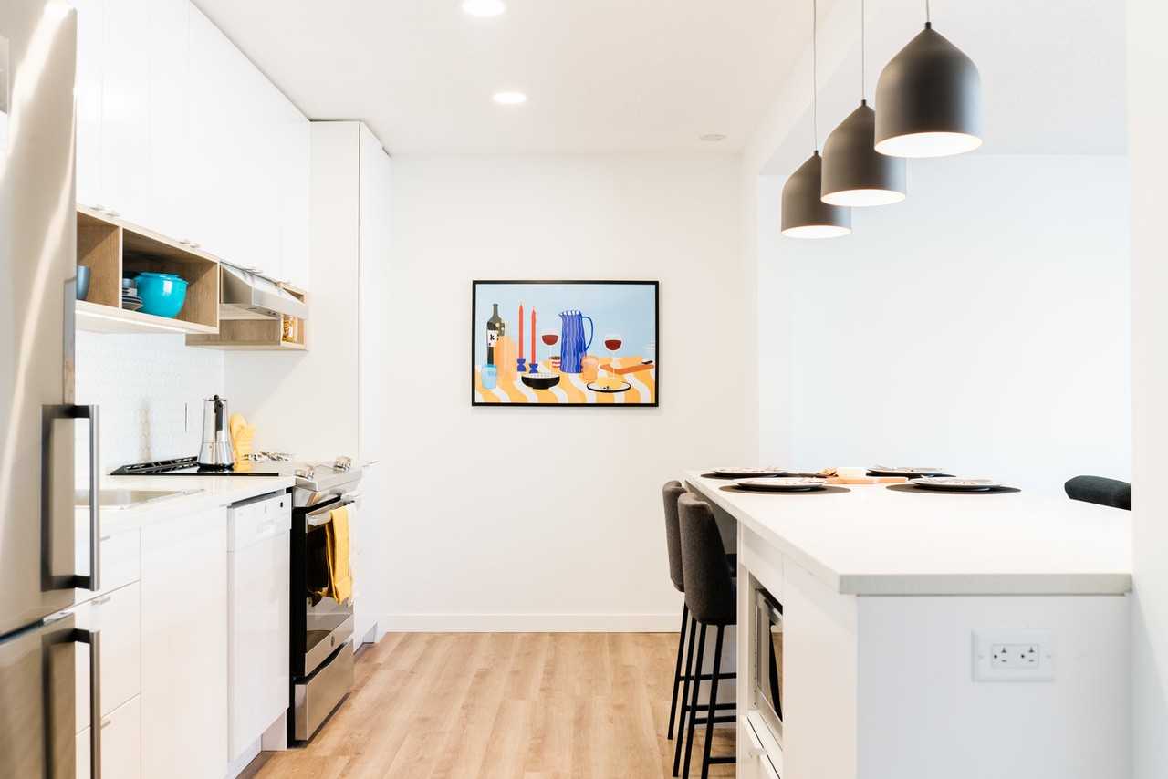 Olympus Manor - Photo 7 of 22