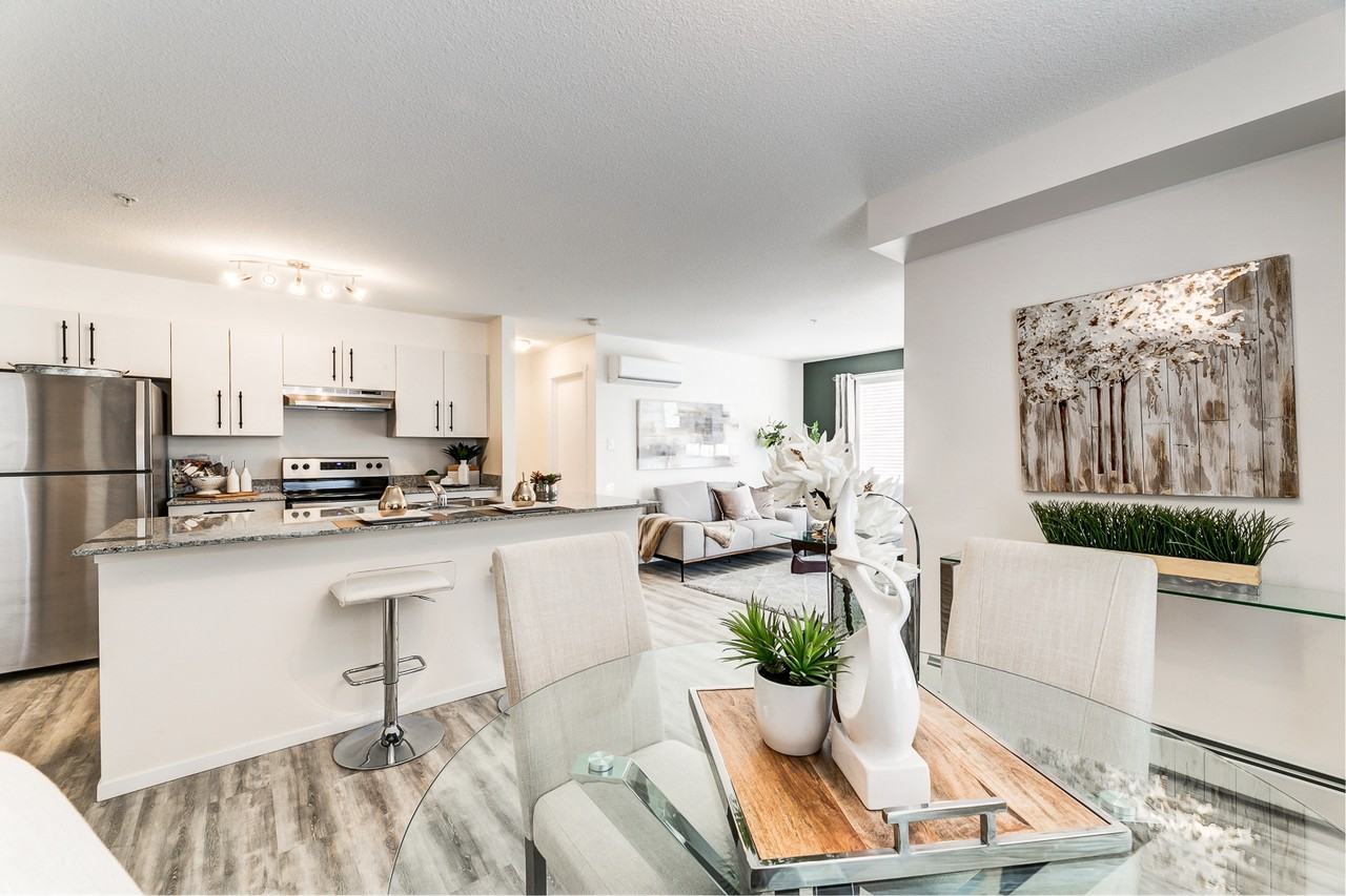 The James - Photo 6 of 9