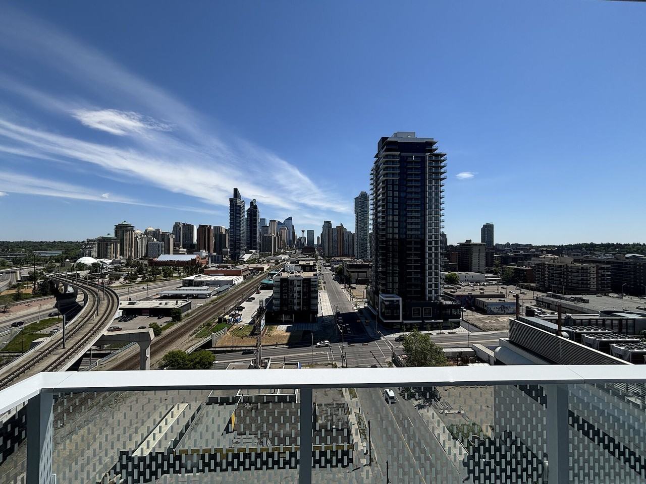 Sunalta Heights - Photo 4 of 19