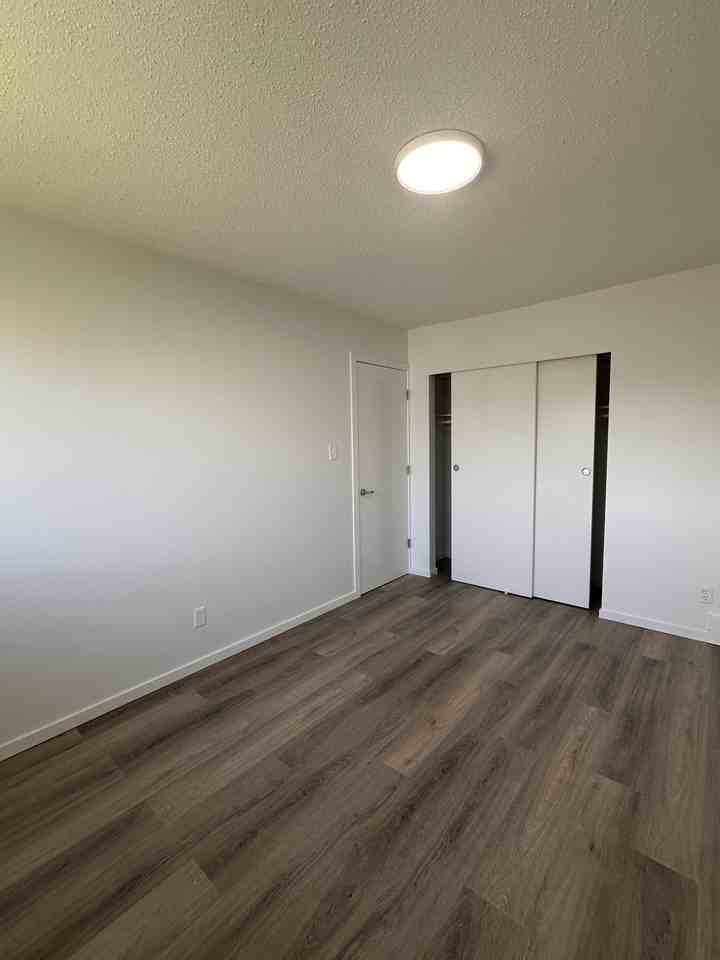 Inter-Struct Townhouses - Photo 6 of 11