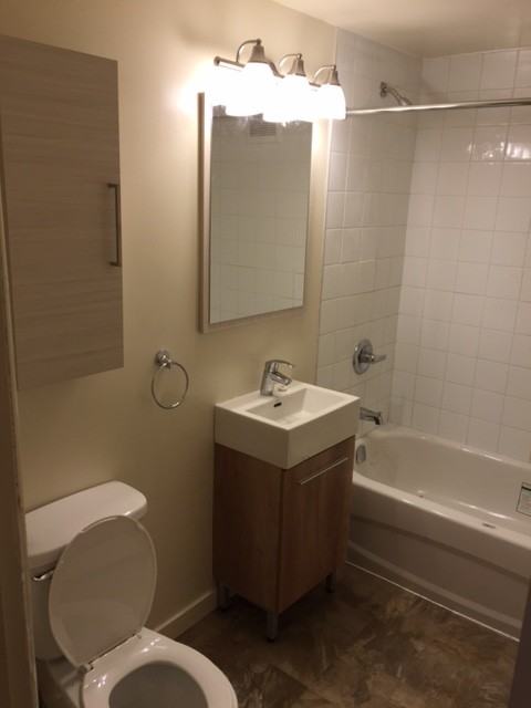 50 Carlton - Photo 6 of 9