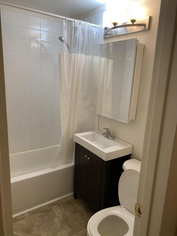 21 Morrow/285 St. Annes - Photo 6 of 11