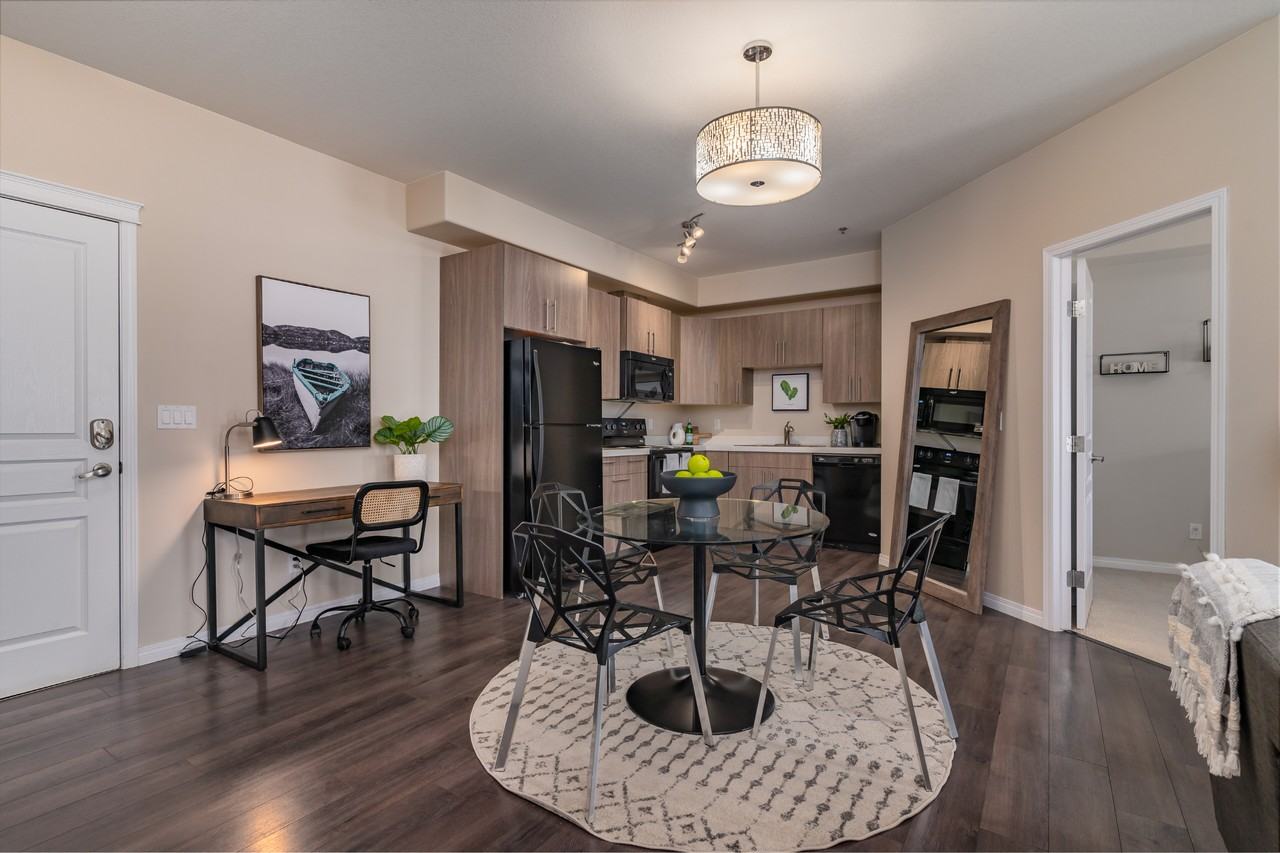 Baydo Place - Photo 2 of 22