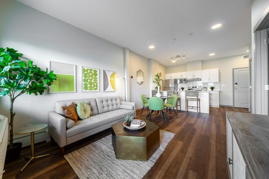 West92 - Photo 3 of 34