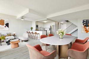 featured image of 1000 Castle Hill Cres