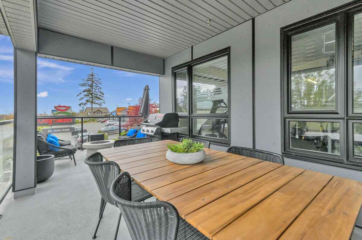 Southpoint Apartments - Photo 3 of 37