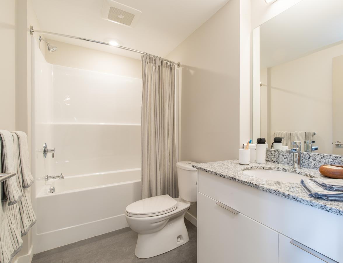 2036 South Island Highway - Photo 4 of 25