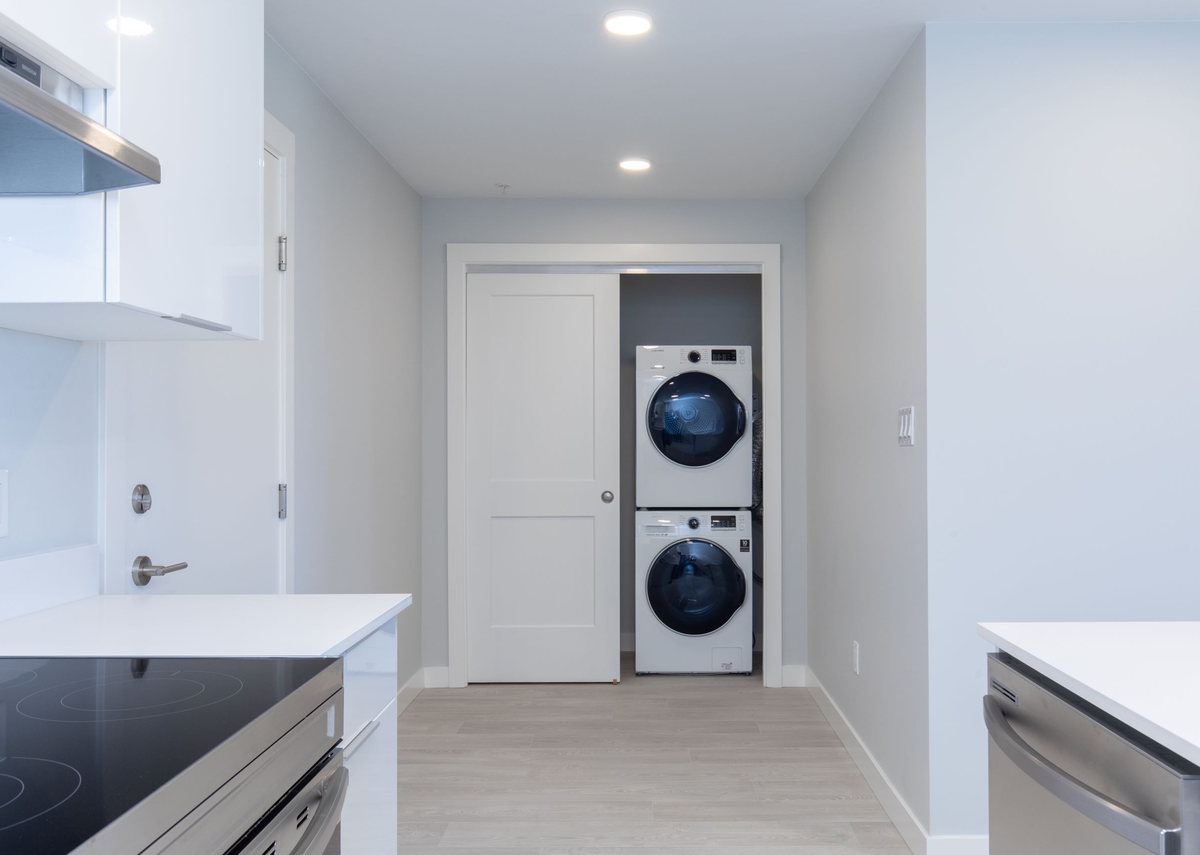 Cascades Residences - Photo 7 of 18