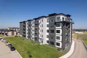 featured image of 1590 Warde Ave