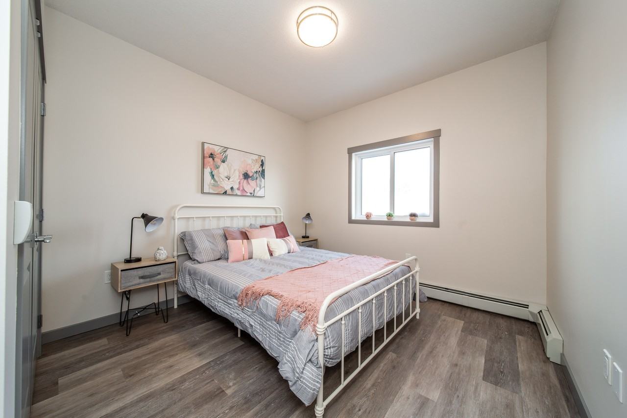 Tamarack Heights Apartments - Photo 5 of 50