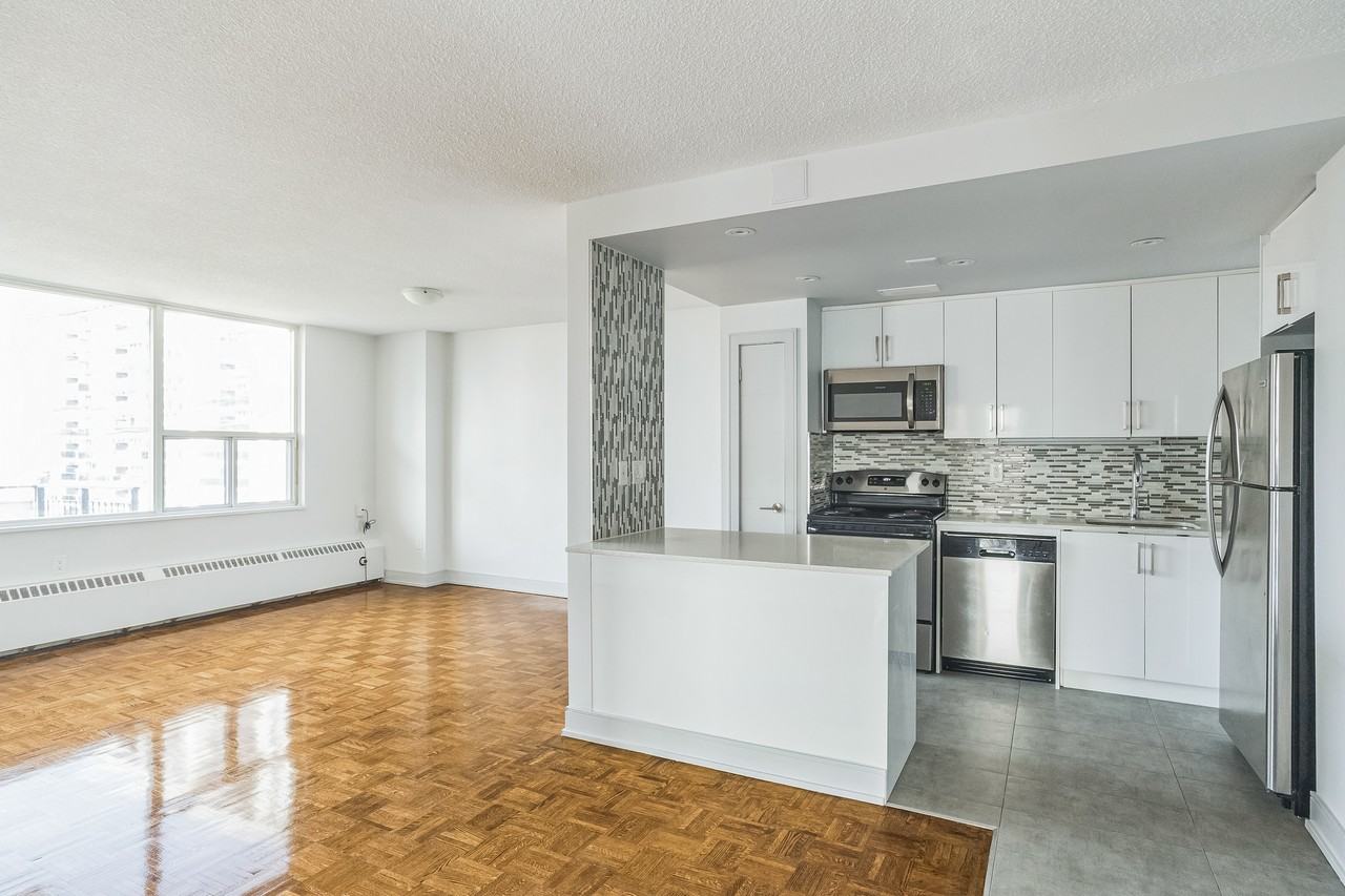 77 Davisville - Photo 5 of 15