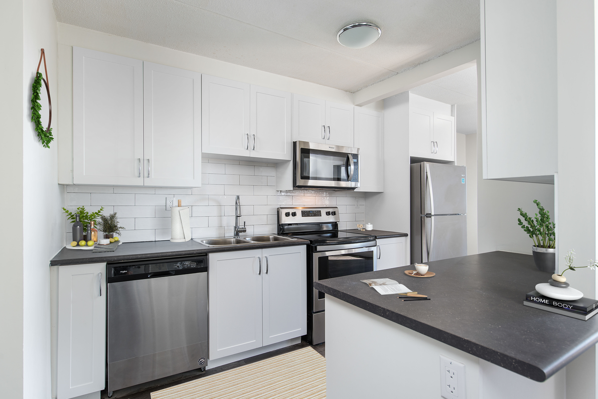 95 Quebec Street - Photo 2 of 21