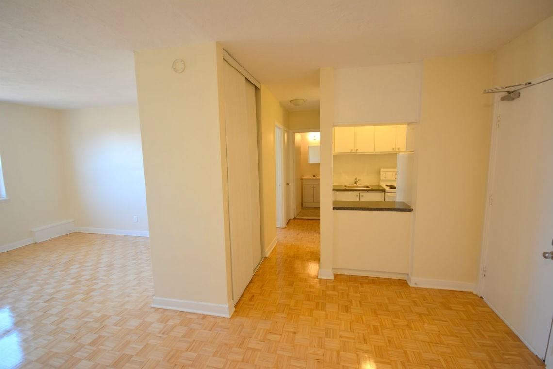 335 Cooper St. - Photo 7 of 50