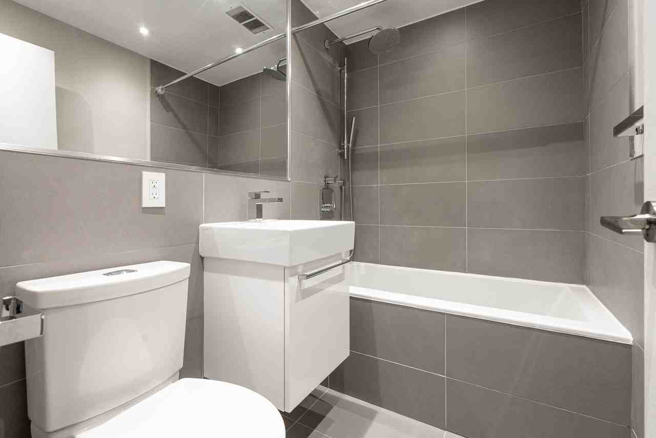 95 Jameson Avenue - Photo 7 of 50