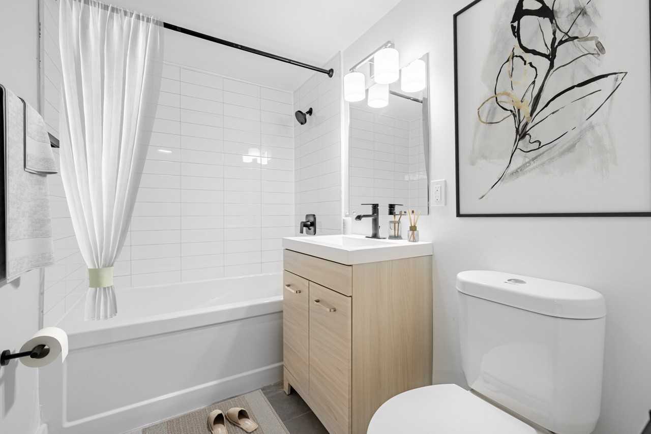 2,6,7,8 Park Vista Apartments - Photo 6 of 50