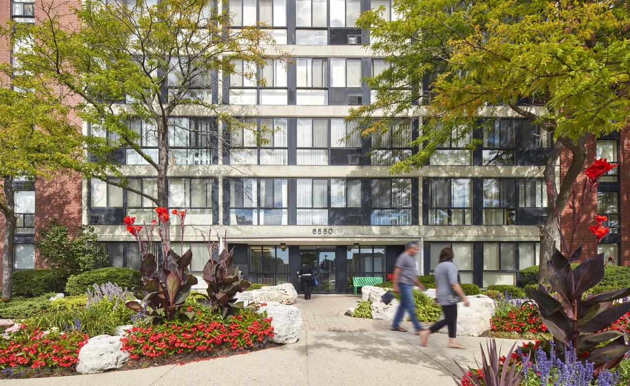 Bristol Court - Photo 6 of 12