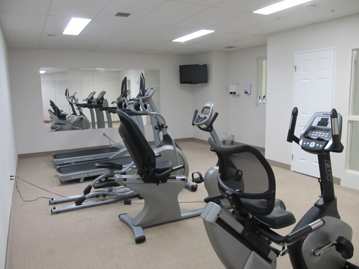 15 & 245 Lena Crescent - Photo 4 of 26