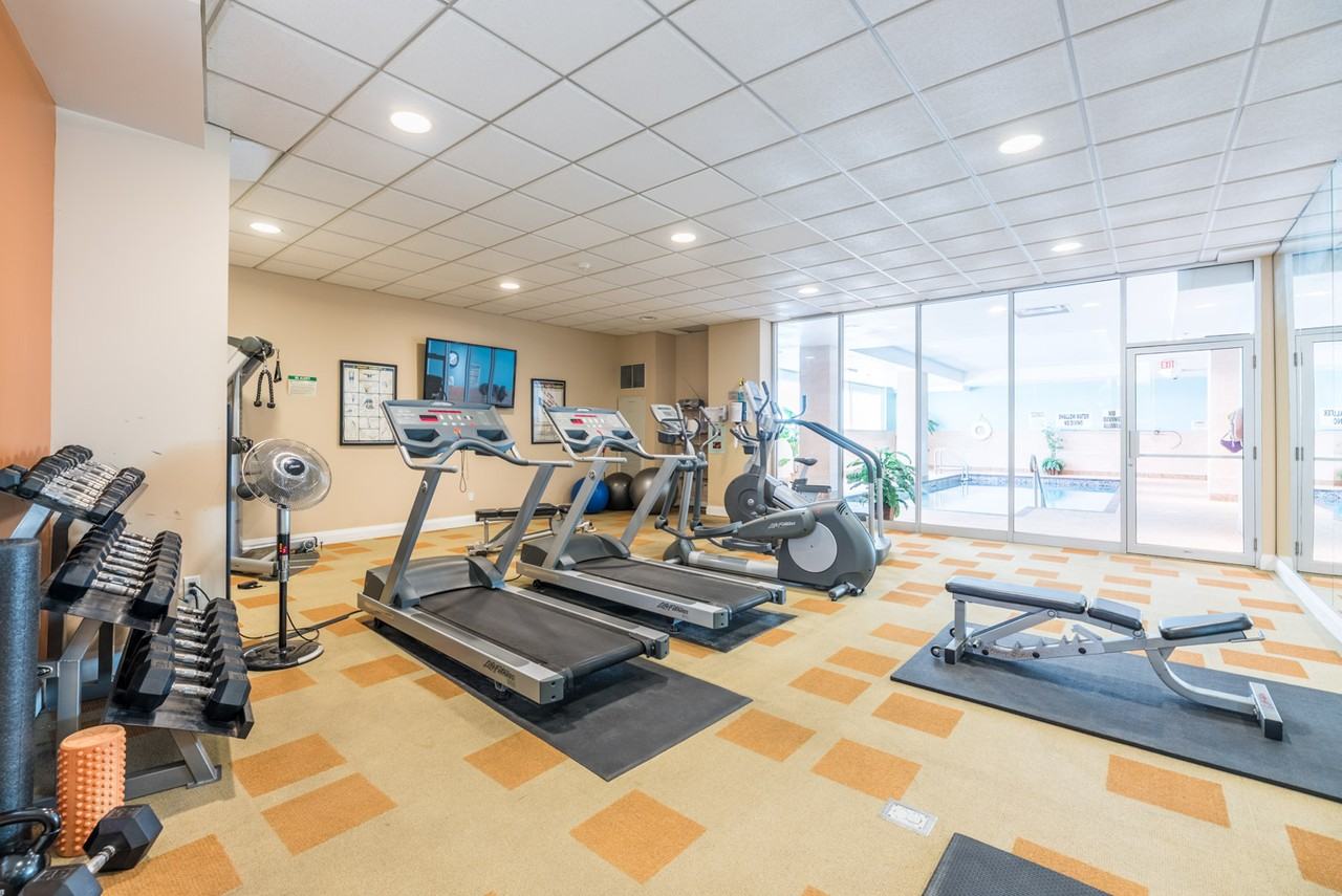 411 North River Rd. - Photo 2 of 32