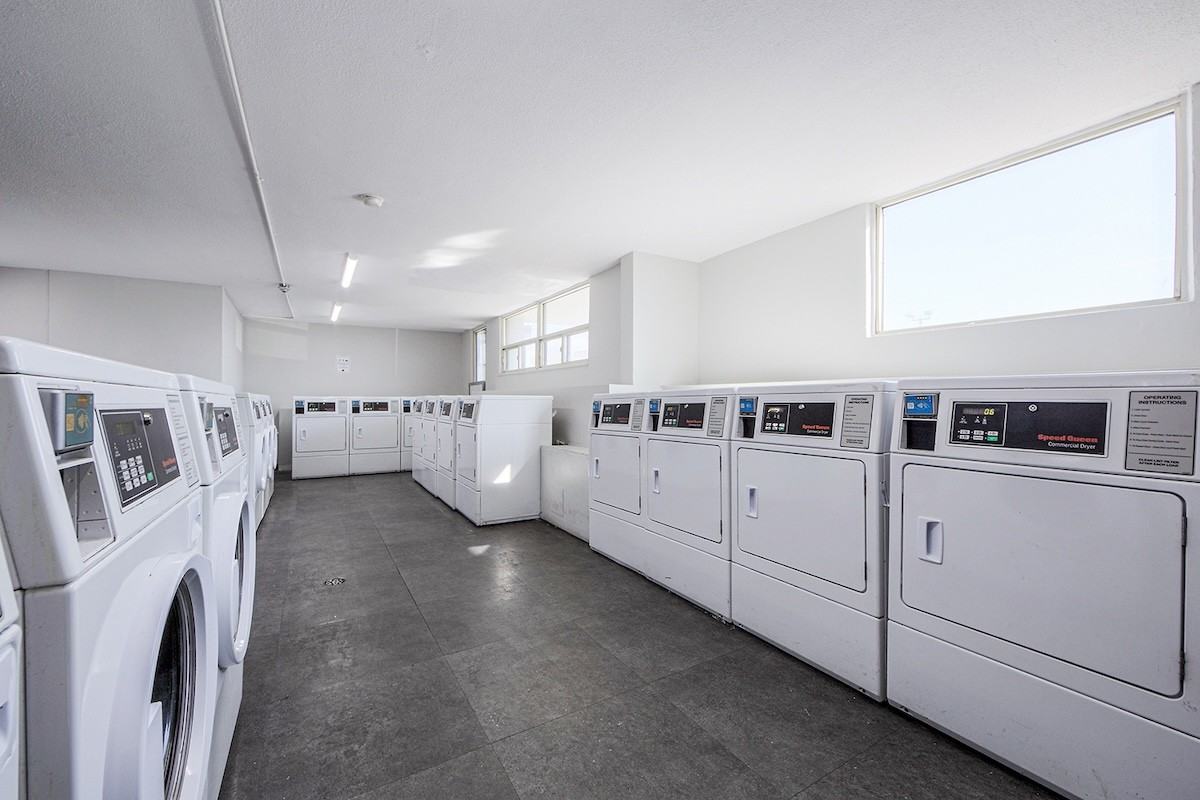 Scarborough Golf Apartments - Photo 6 of 16