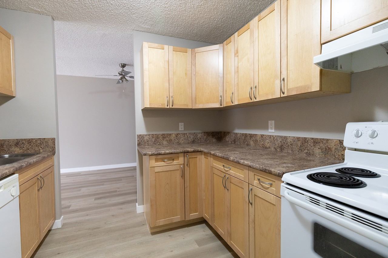 Bonaventure Apartments - Photo 4 of 25