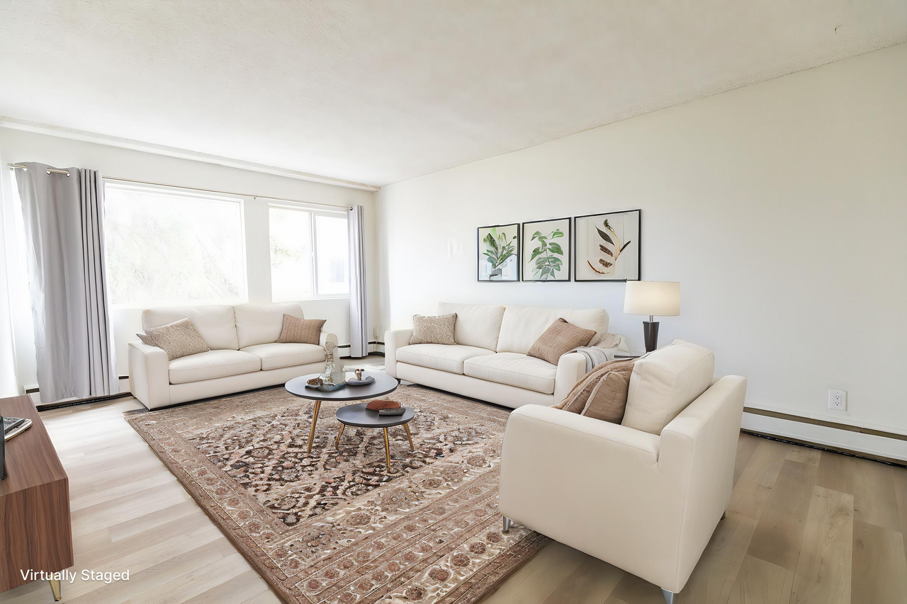 Elbow Court - Photo 2 of 20