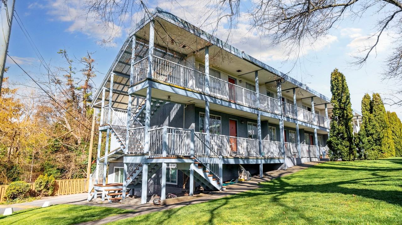 Mainstreet Victoria Garden Apartments - Photo 4 of 12