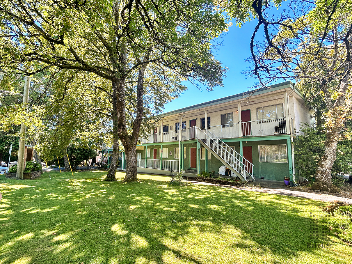 Mainstreet Victoria Garden Apartments - Photo 5 of 12