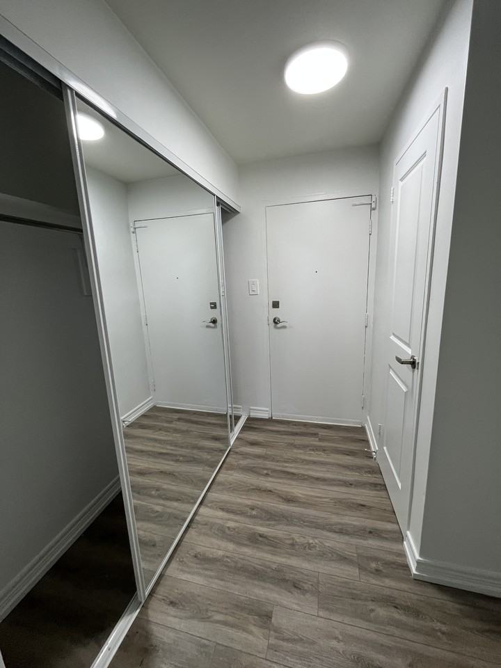 294 Saulsbury Street - Photo 5 of 10