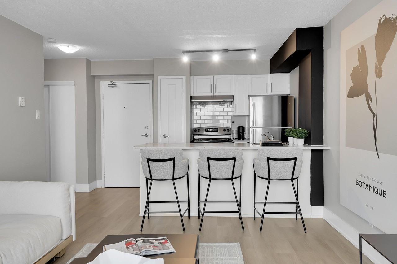 Aspen Tower Apartments - Photo 6 of 37