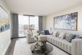 33 Richmond Street W - Photo 1 of 1