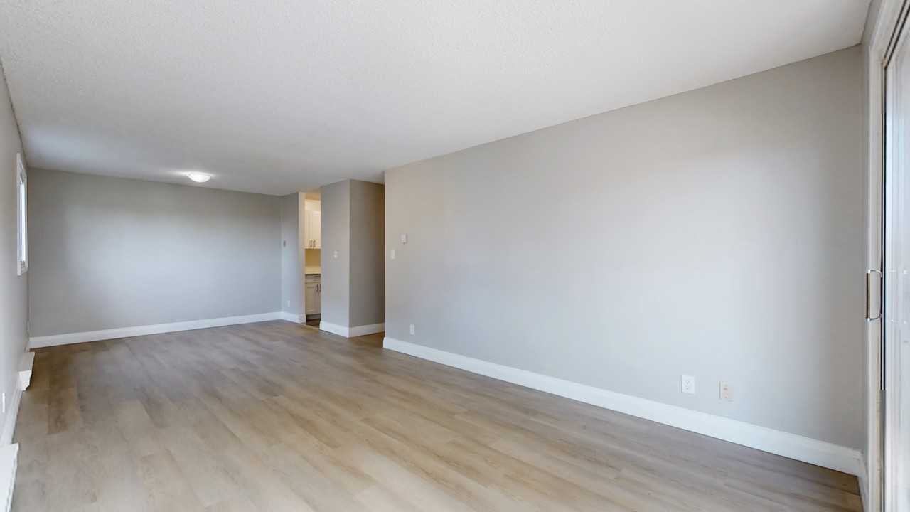 Bedford By The Water - Photo 7 of 23