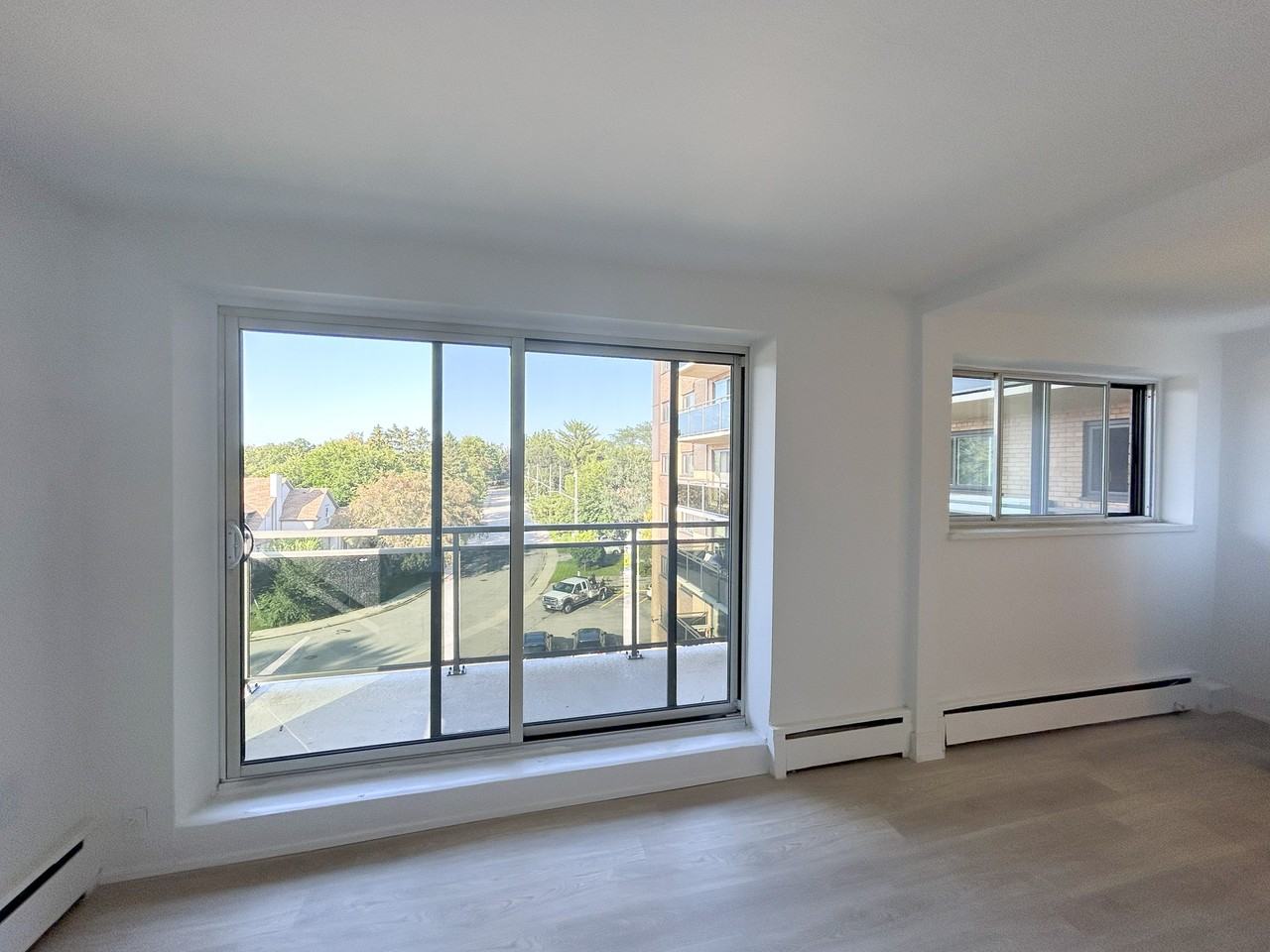 700 Ross - Photo 7 of 18