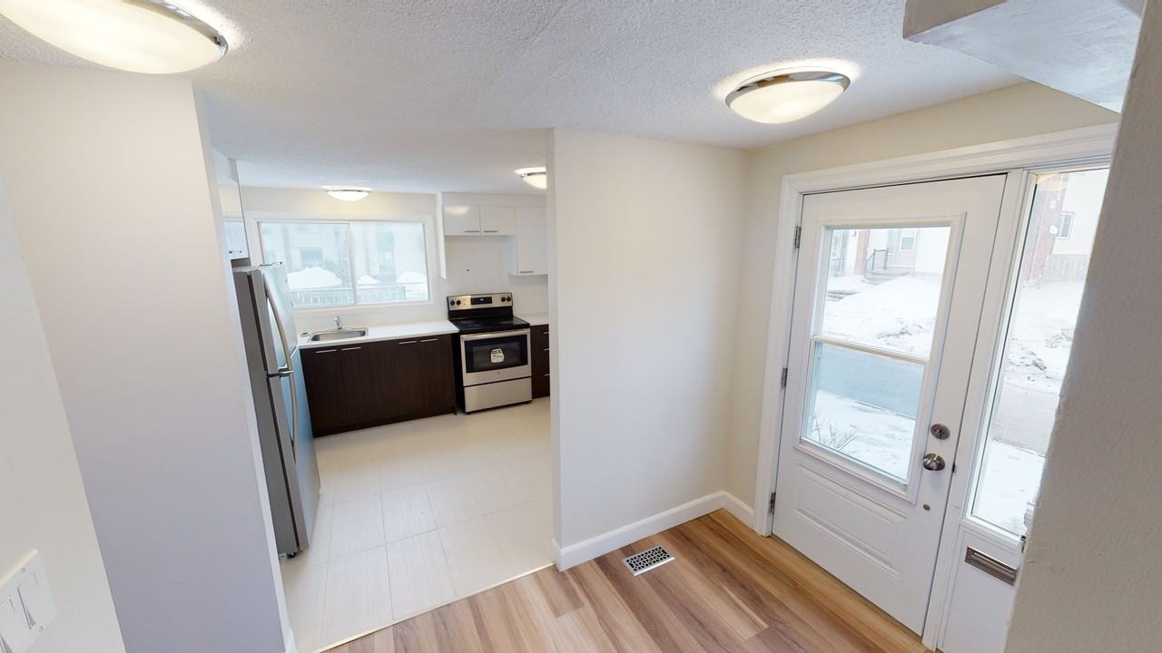 Ogilvie & Elmridge - Photo 5 of 13