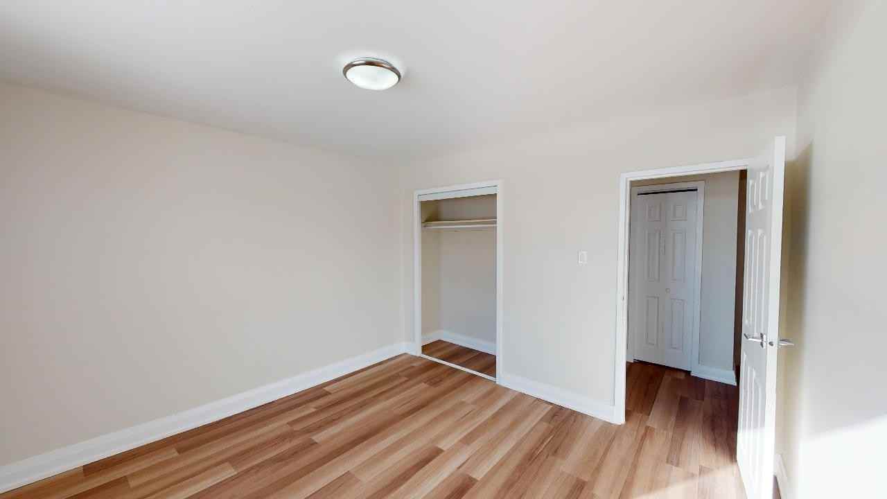 155 Lake Shore - Photo 5 of 8