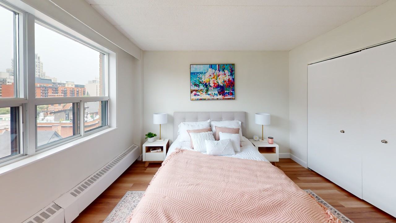 218 Maclaren - Photo 5 of 19