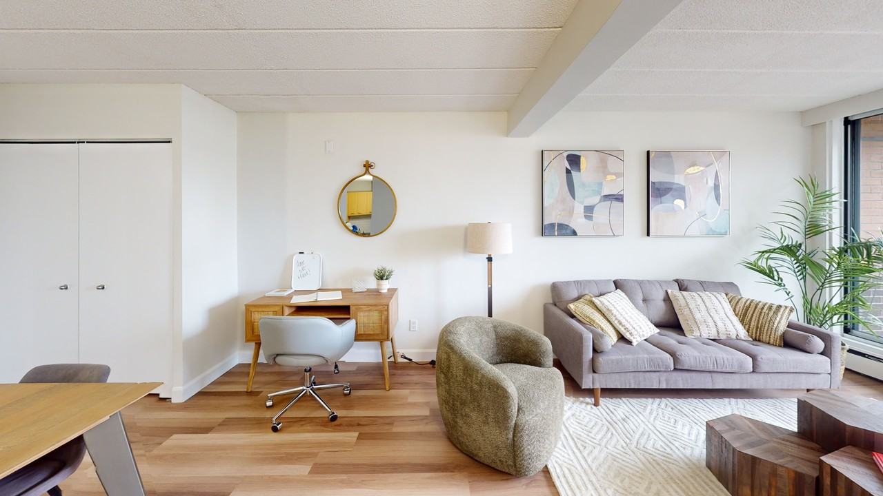 218 Maclaren - Photo 6 of 14