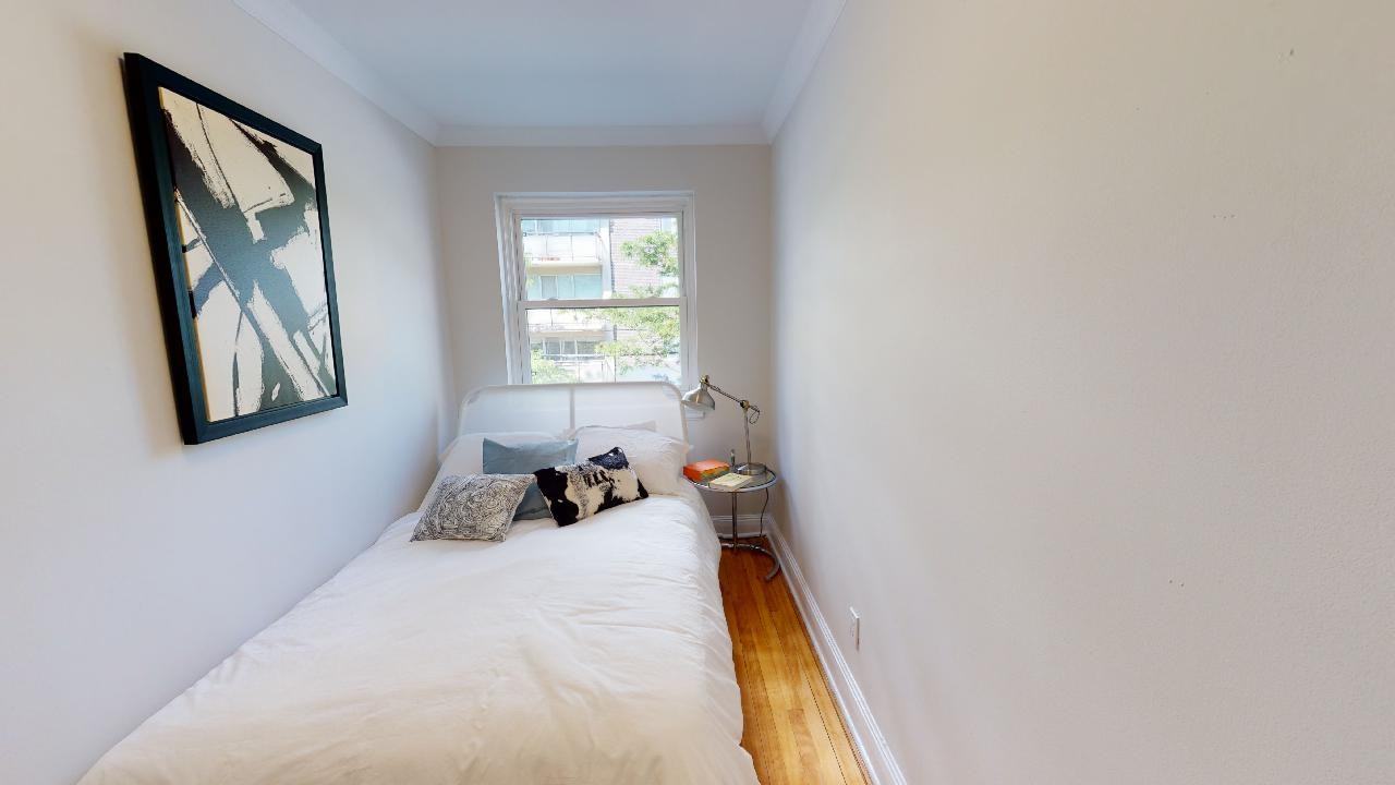 214 Metcalfe - Photo 7 of 8